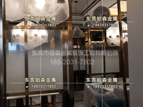 金属屏风隔断及装饰